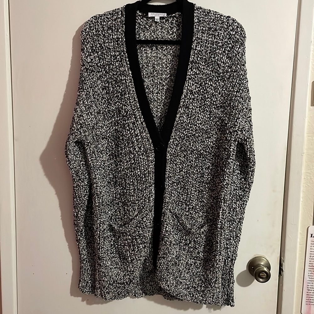 Equipment women’s long sleeve black/white cardigan. Size S/P